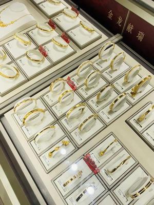 金價持續回落，珠寶首飾零售迎來消費熱潮